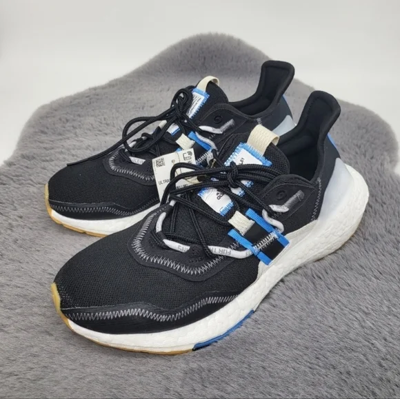 New Adidas Parley X Ultraboost 22 Women's Running Shoes Size 8